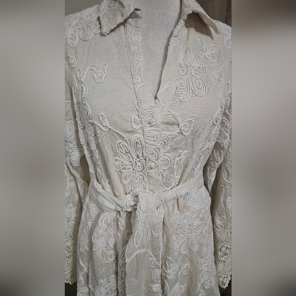 BTFL LIFE Romia Embroidered Lace Crochet Floral Button down dress.Off White. SM - Picture 9 of 16